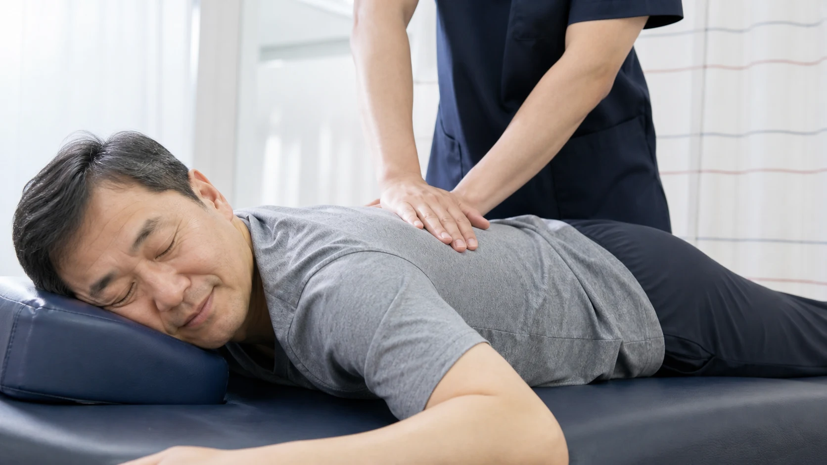 척추관협착증 주사치료 관리 방법을 보여 주는 이미지